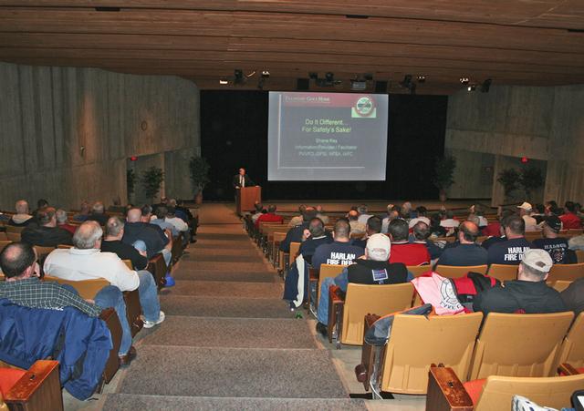 President Brian Arnold greets the attendees to the 2010 Workshop.  Photo by Dawn Beisner, FSTB